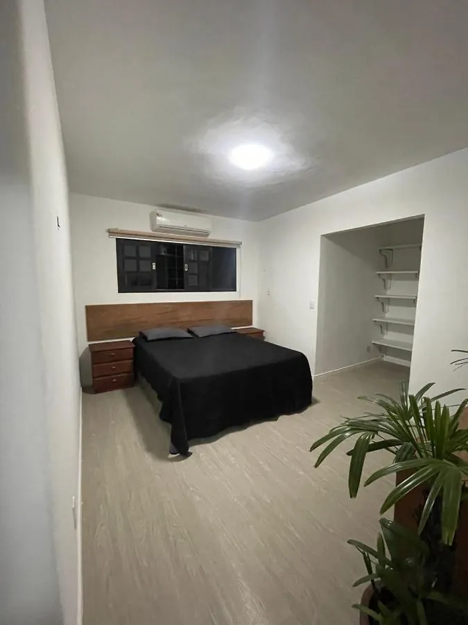 Linda casa com jacuzzi no coração de ponta negra Vila Natal Brasil
